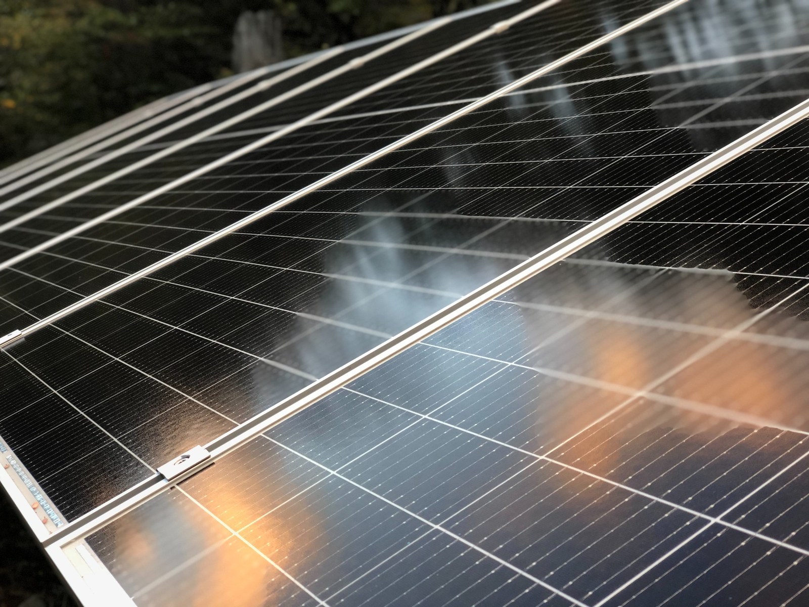 Instalación fotovoltaica con paneles solares